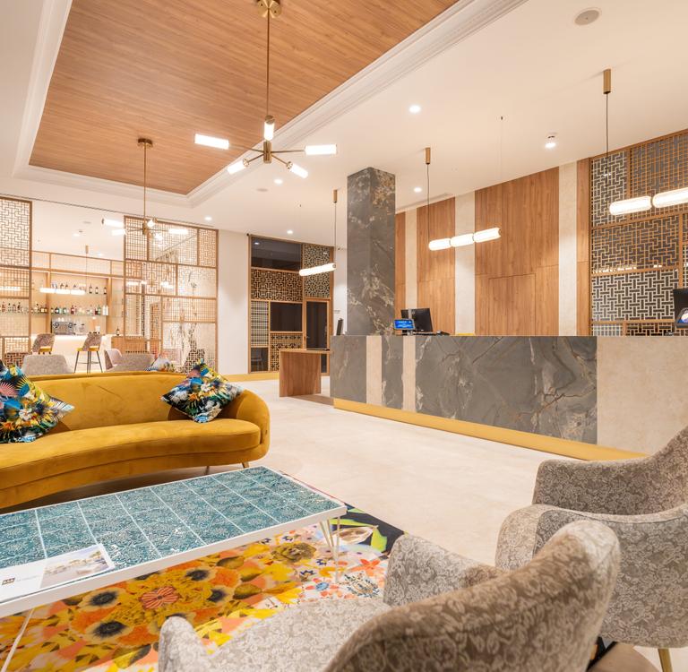 Recepcion Hotel La Marina By SH Hoteles Ondara, Alicante Recepcion Hotel La Marina By SH Hoteles Ondara, Alicante