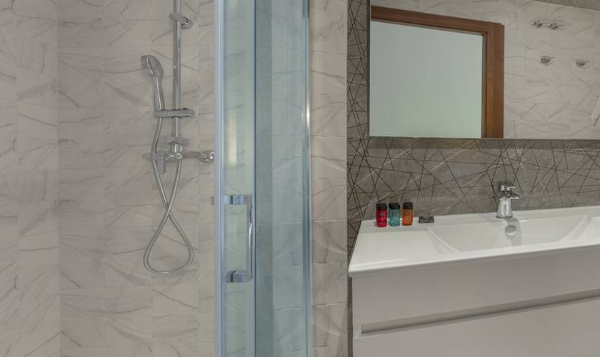 Standard room SH Suite Palace Hotel Valencia Standard room SH Suite Palace Hotel Valencia