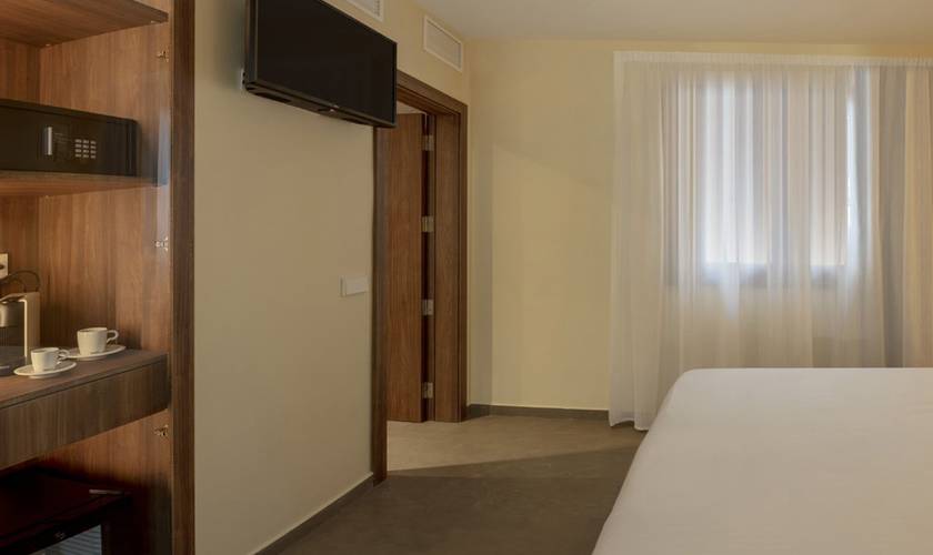 Junior suite SH Suite Palace Hotel Valencia Junior suite SH Suite Palace Hotel Valencia