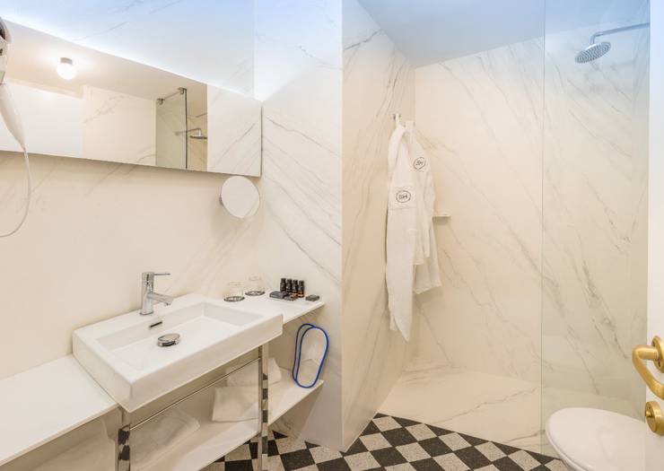 Habitación con vistas (17m2) Hotel SH Inglés Valencia Habitación con vistas (17m2) Hotel SH Inglés Valencia