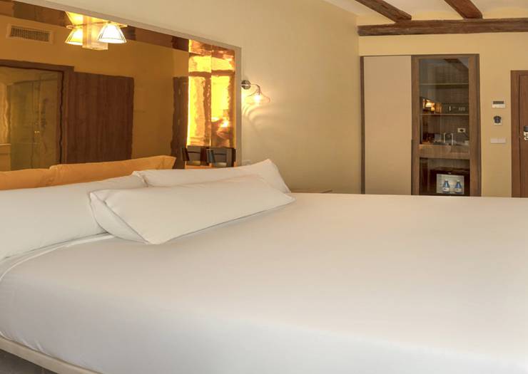 Habitación estándar Hotel SH Suite Palace Valencia Habitación estándar Hotel SH Suite Palace Valencia