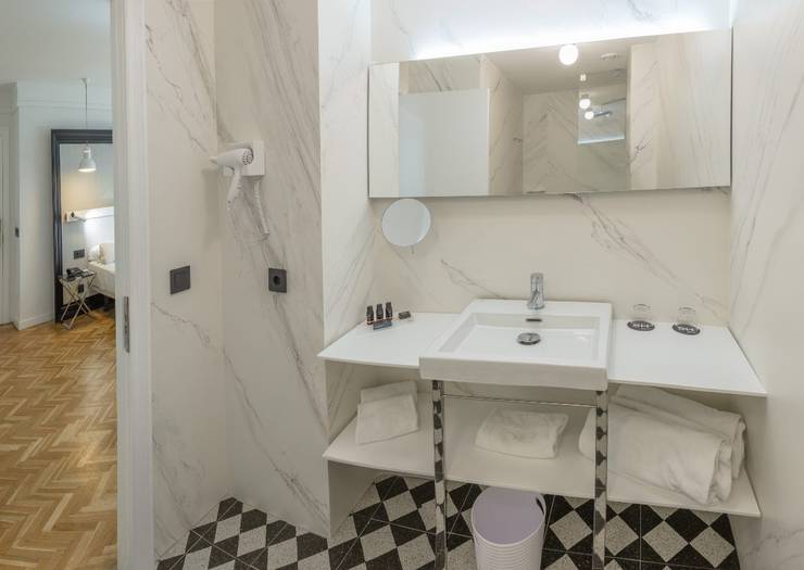 Habitación con vistas (17m2) Hotel SH Inglés Valencia Habitación con vistas (17m2) Hotel SH Inglés Valencia