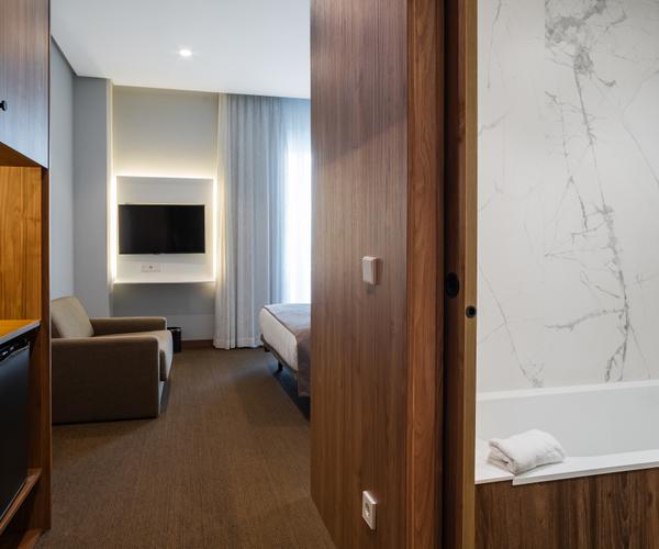 Habitación doble con cama supletoria Hotel Gran Alacant by SH Hoteles Santa Pola, Alicante Habitación doble con cama supletoria Hotel Gran Alacant by SH Hoteles Santa Pola, Alicante