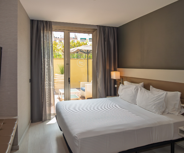 Junior suite SH Colón Valencia Hotel Junior suite SH Colón Valencia Hotel