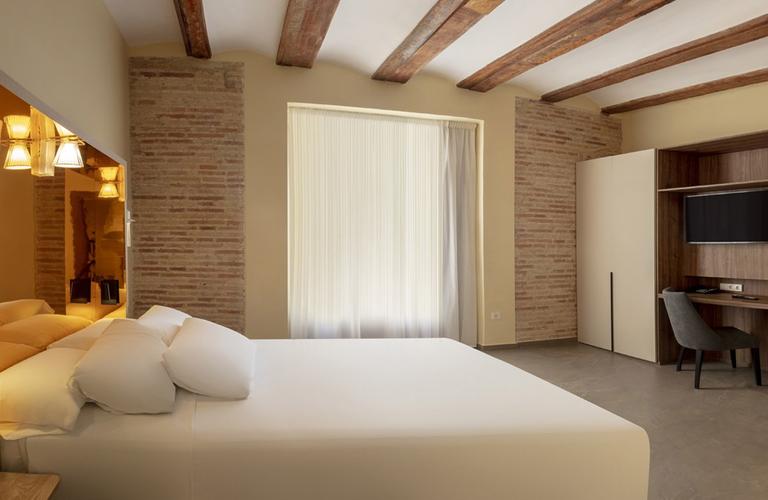 Superior Room SH Suite Palace Hotel Valencia Superior Room SH Suite Palace Hotel Valencia