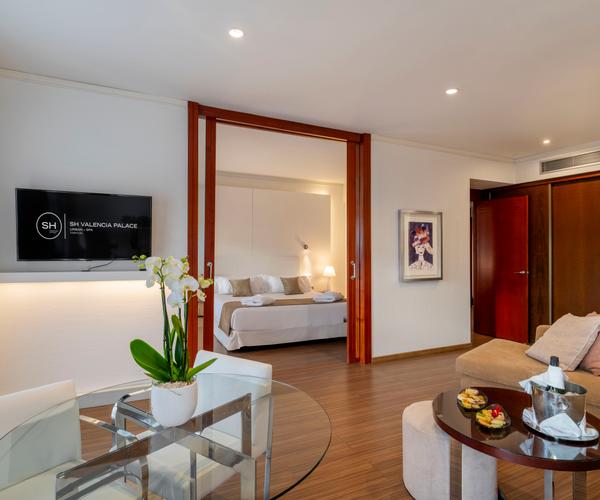 Junior suite SH Valencia Palace Hotel Junior suite SH Valencia Palace Hotel