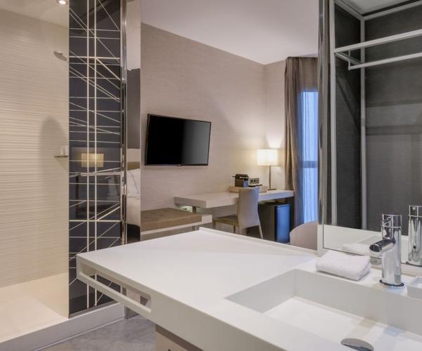 Standard with city views SH Colón Valencia Hotel Standard with city views SH Colón Valencia Hotel