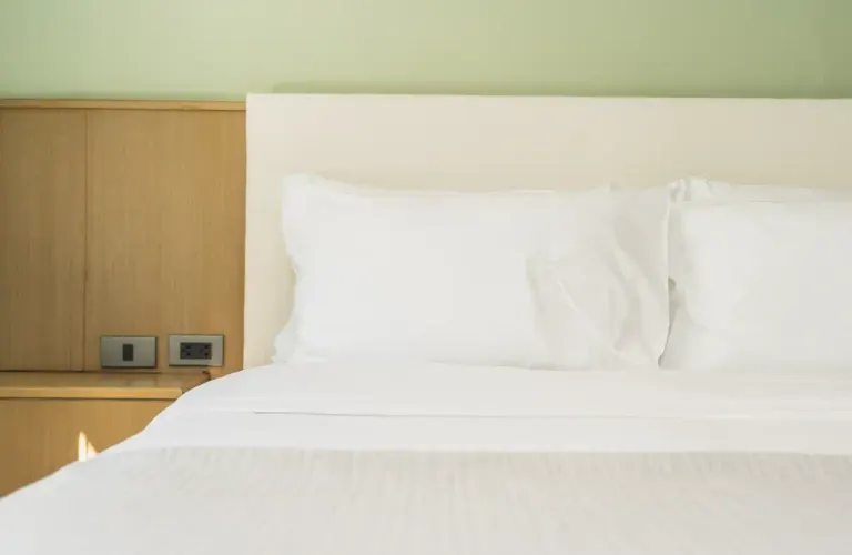 Junior suite Hotel SH Campus Lyceum Moncada, Valencia Junior suite Hotel SH Campus Lyceum Moncada, Valencia