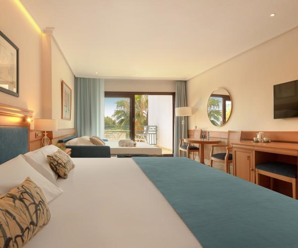 Habitación Superior Vistas Piscina Hotel SH Villa Gadea Altea, Alicante Habitación Superior Vistas Piscina Hotel SH Villa Gadea Altea, Alicante