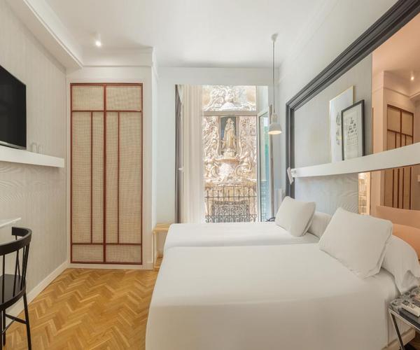 Habitación con vistas (17m2) Hotel SH Inglés Valencia Habitación con vistas (17m2) Hotel SH Inglés Valencia